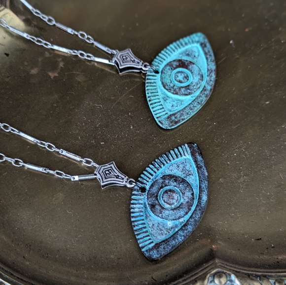 Green and Blue evil eye protection necklace, Handpainted patina eye necklace - Picture 8 of 9